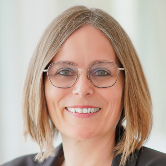Porträtbild Silvia Raisigl