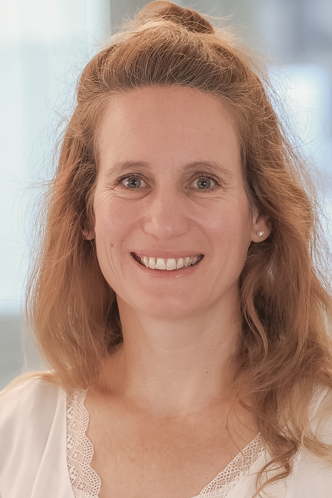 Dr. med. Elfi Schmid