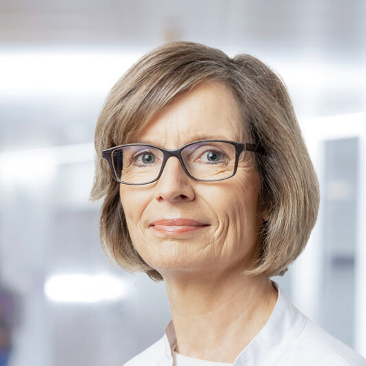 Dr. med. Carmen Lienert