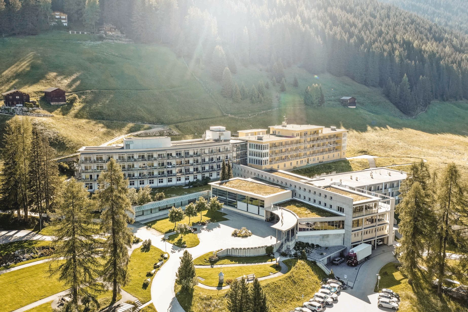 Aussenansicht der Rehaklinik Davos Clavadel