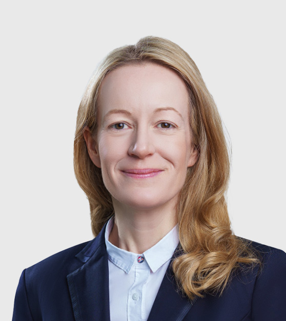 Dr. Julia Hillebrandt