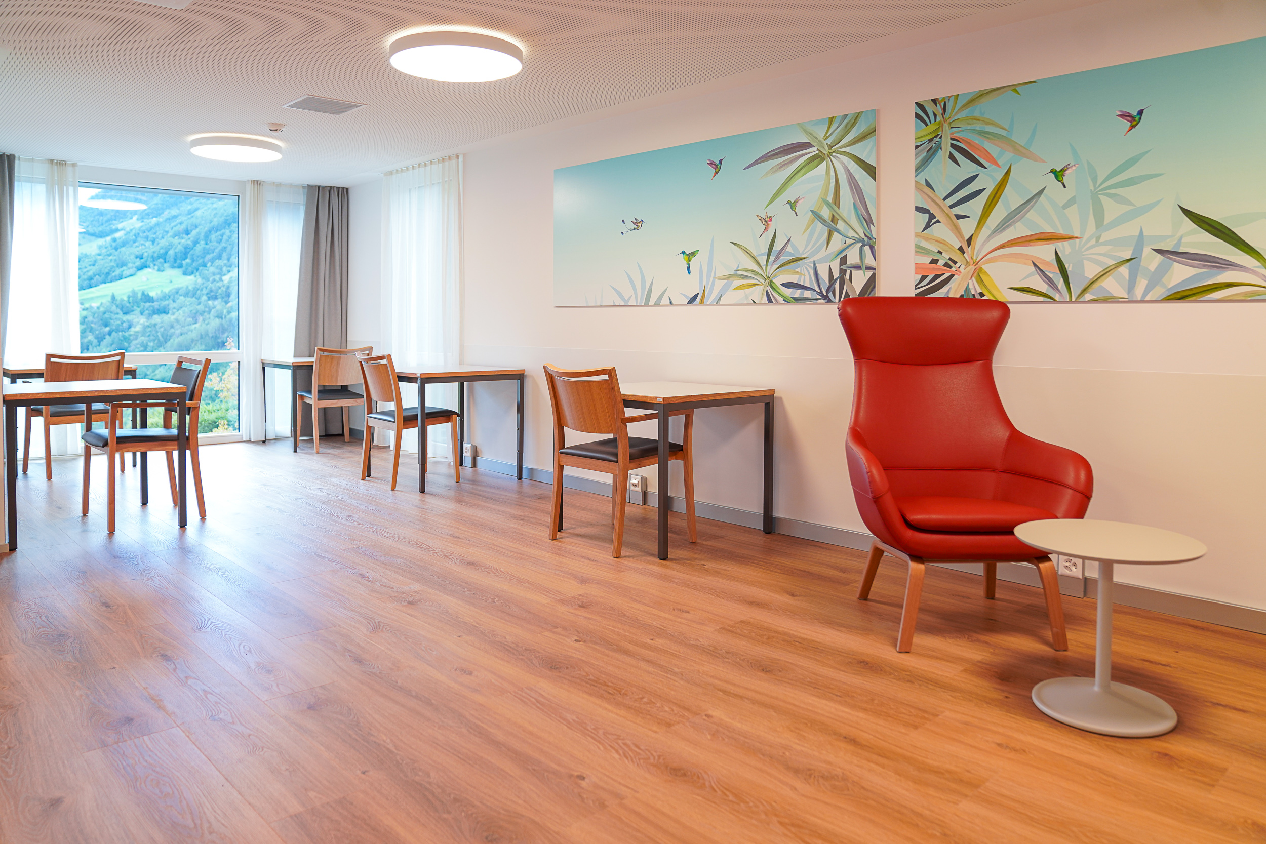 Umbau der Bettenstationen im Trakt B der Rehaklinik Valens erfolgreich abgeschlossen